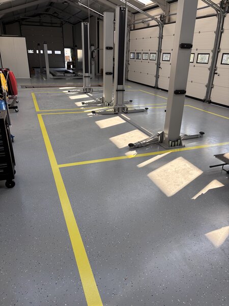 Rasina epoxidica/ covoare din piatra naturala